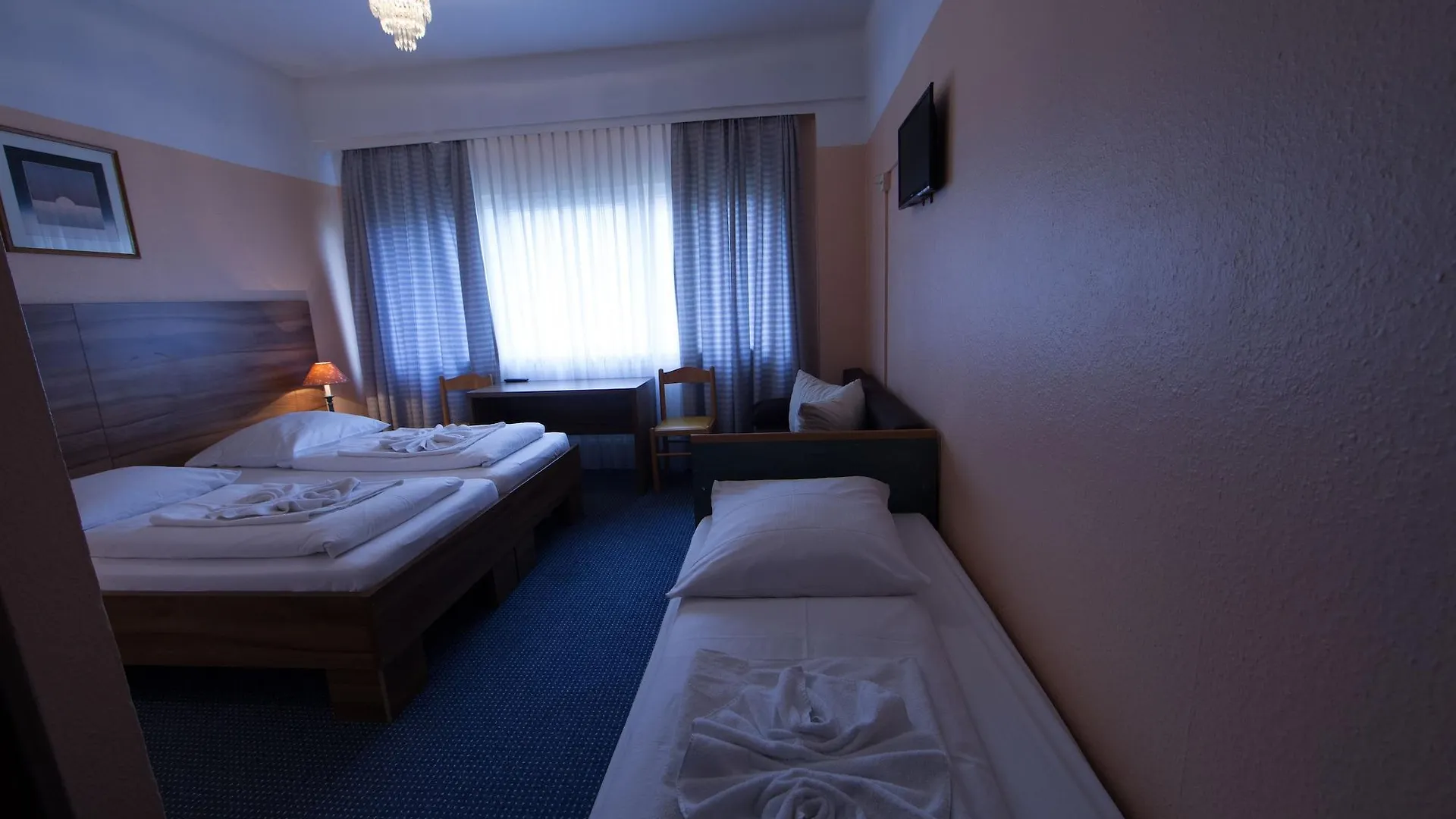 Alper Hotel Am Potsdamer Platz Berlín 3*,