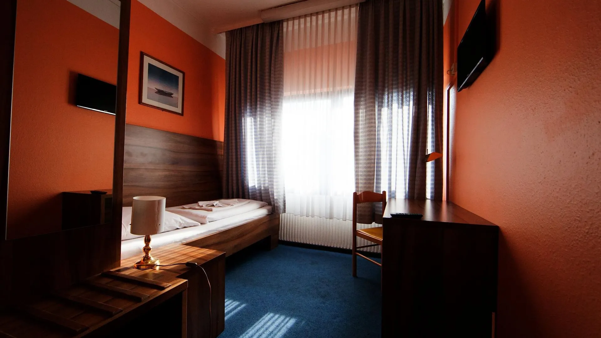 Alper Hotel Am Potsdamer Platz Berlin 3*,